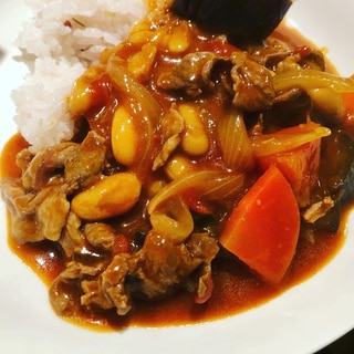 インゲン豆とラム肉のカレー♫トマト缶でサッパリと♫